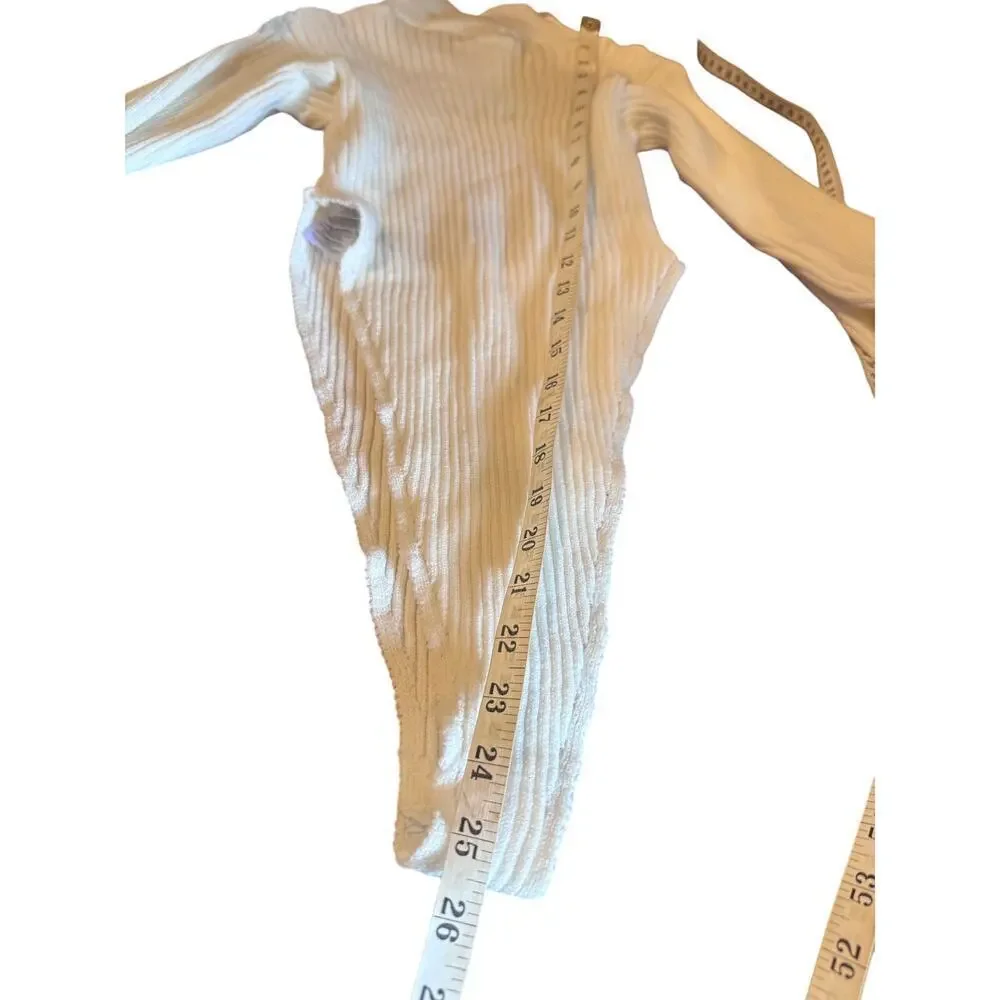 PrettyLittleThing Cream Soft Rib Knit Cut-Out Bodysuit Long Sleeve Size M  NWT